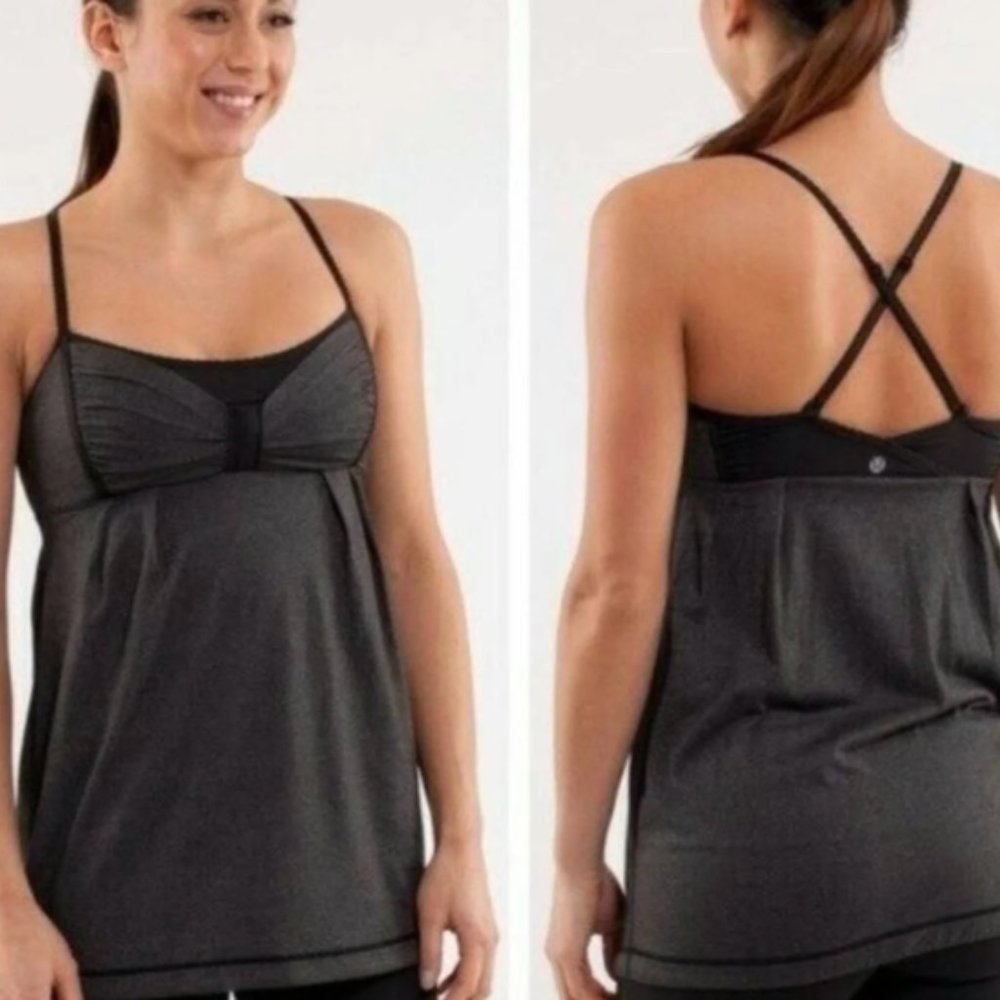 Lululemon Graceful Flow Tank Top Adjustable Strap Shelf Bra Workout Yoga sz 4